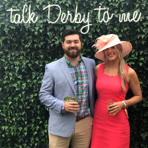 Kentucky girl 💕 check out my closet! - Picture 1 of 1